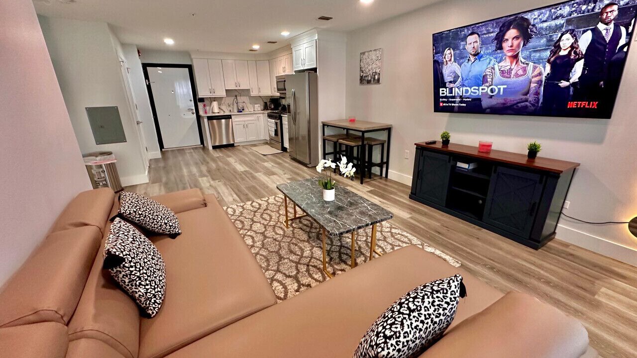 Photo of Livingroom in Paterson