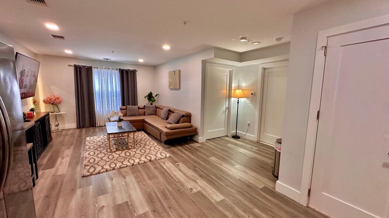 Photo of Livingroom in Paterson