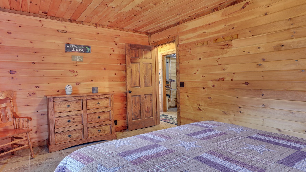 Photo of Bedroom in Van Buren