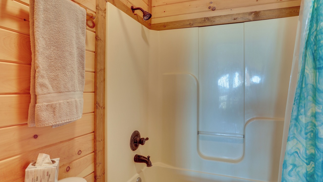 Photo of Bathroom in Van Buren