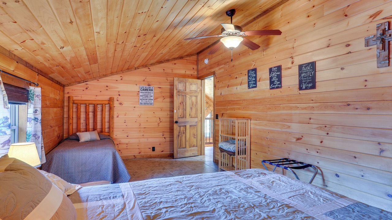Photo of Bedroom in Van Buren