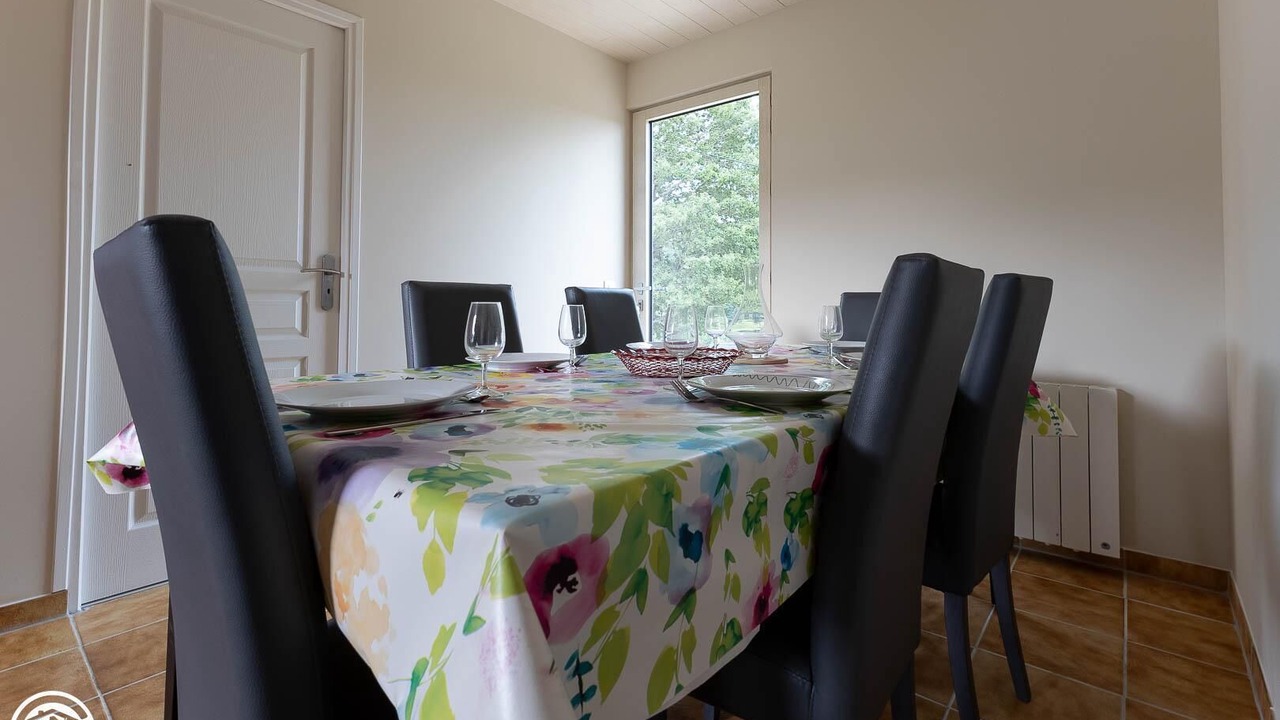 Photo of Others in Cros