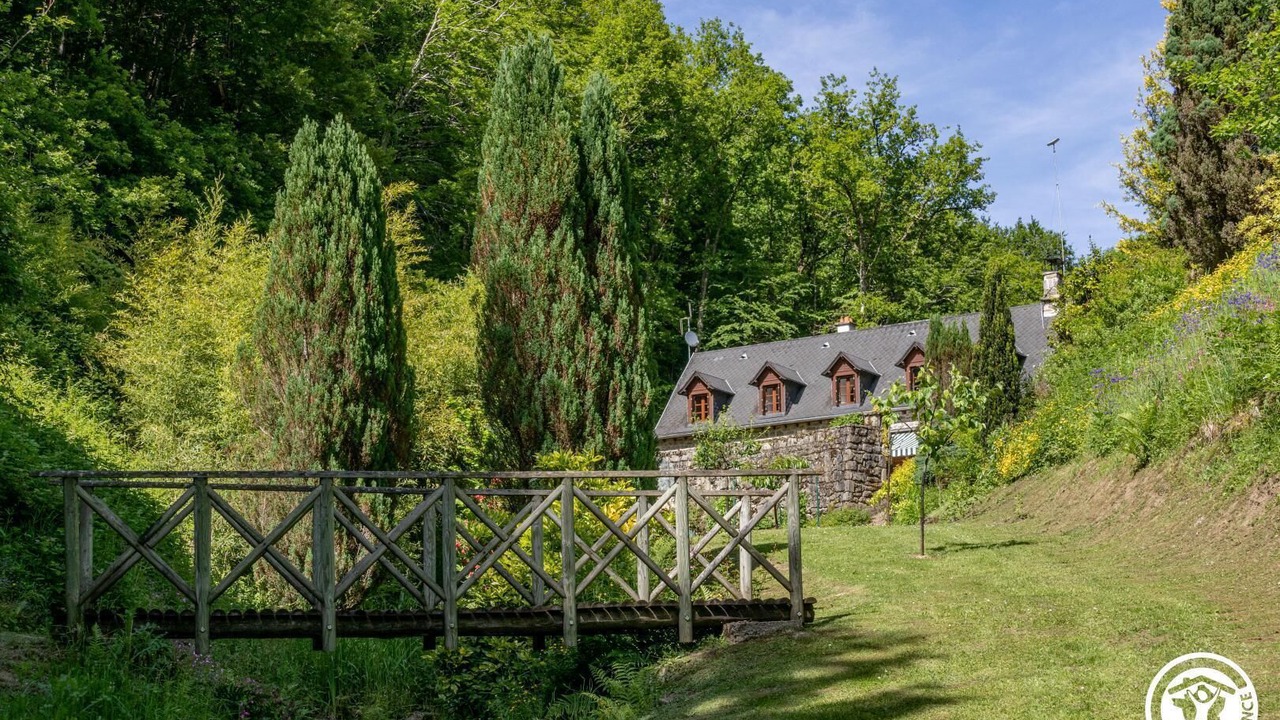 Photo of Others in Larodde