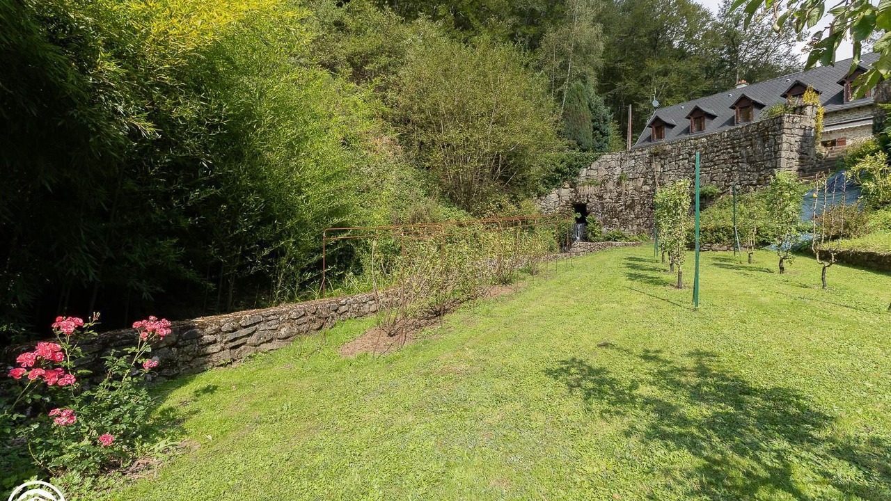 Photo of Outdoor in Larodde