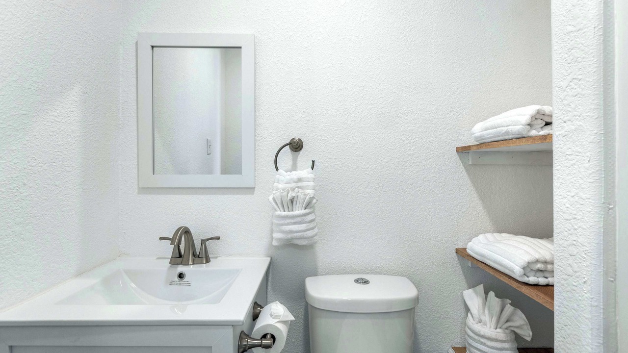 Photo of Bathroom in Sunrise Beach