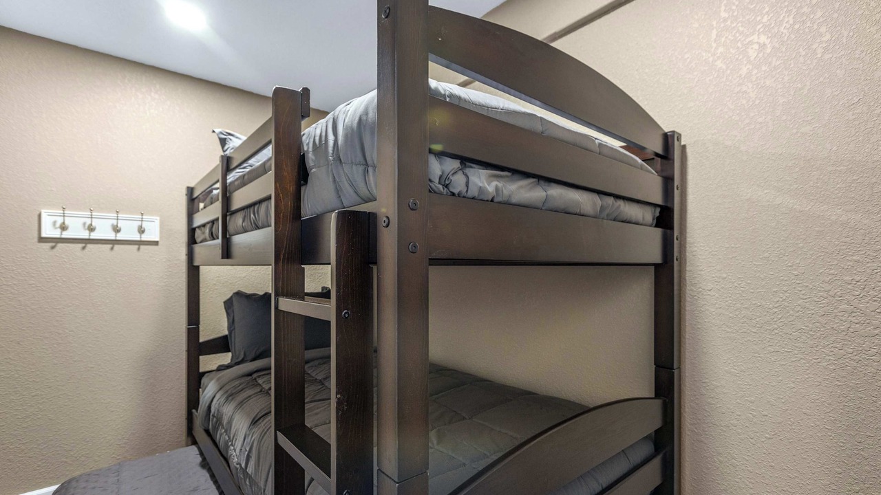 Photo of Bedroom in Sunrise Beach