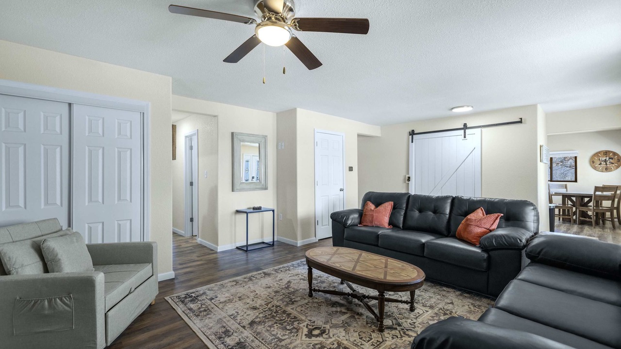 Photo of Bedroom in Sunrise Beach