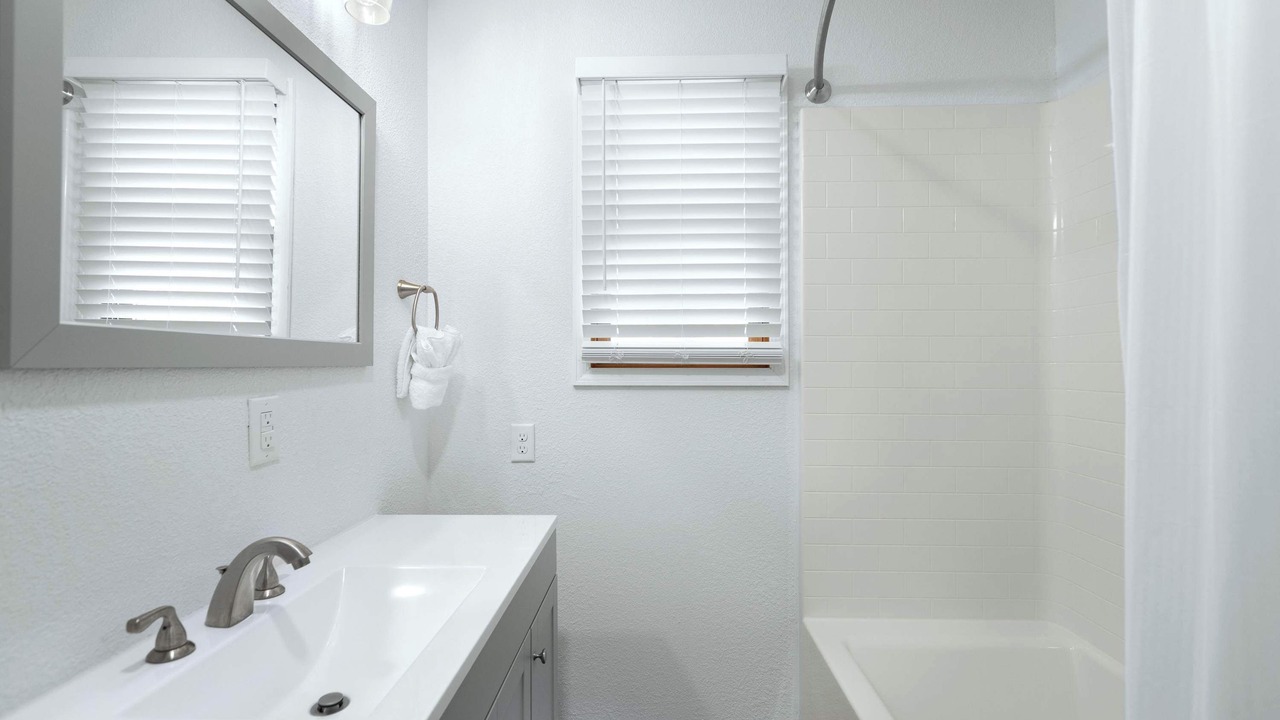 Photo of Bathroom in Sunrise Beach