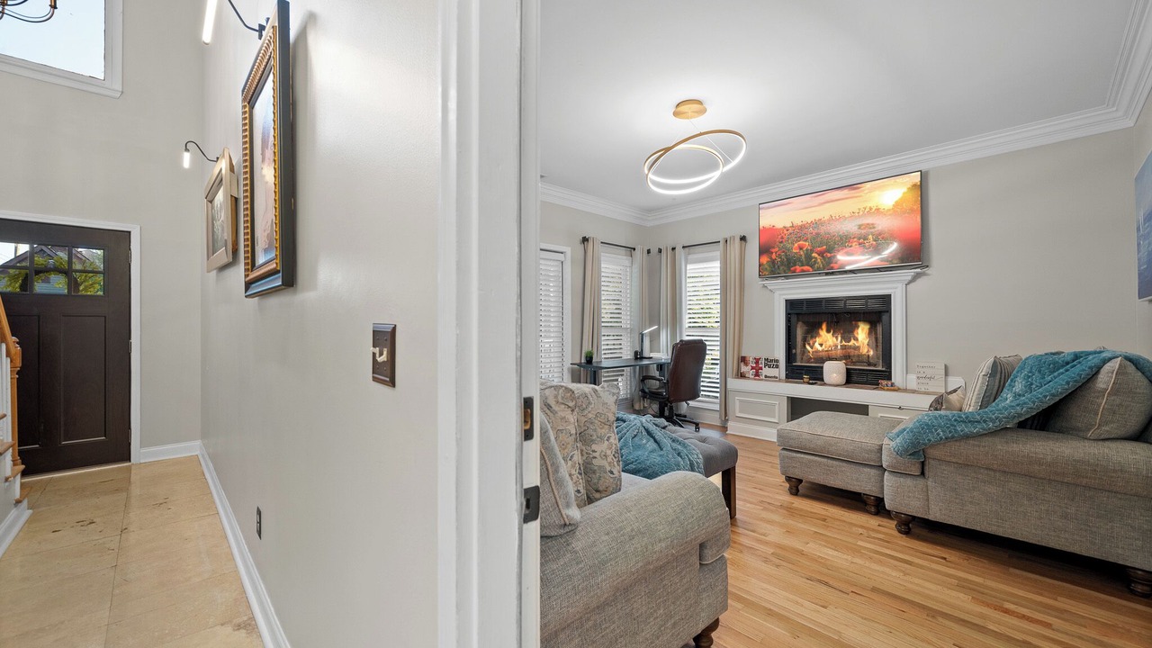 Photo of Livingroom in Old Fourth Ward