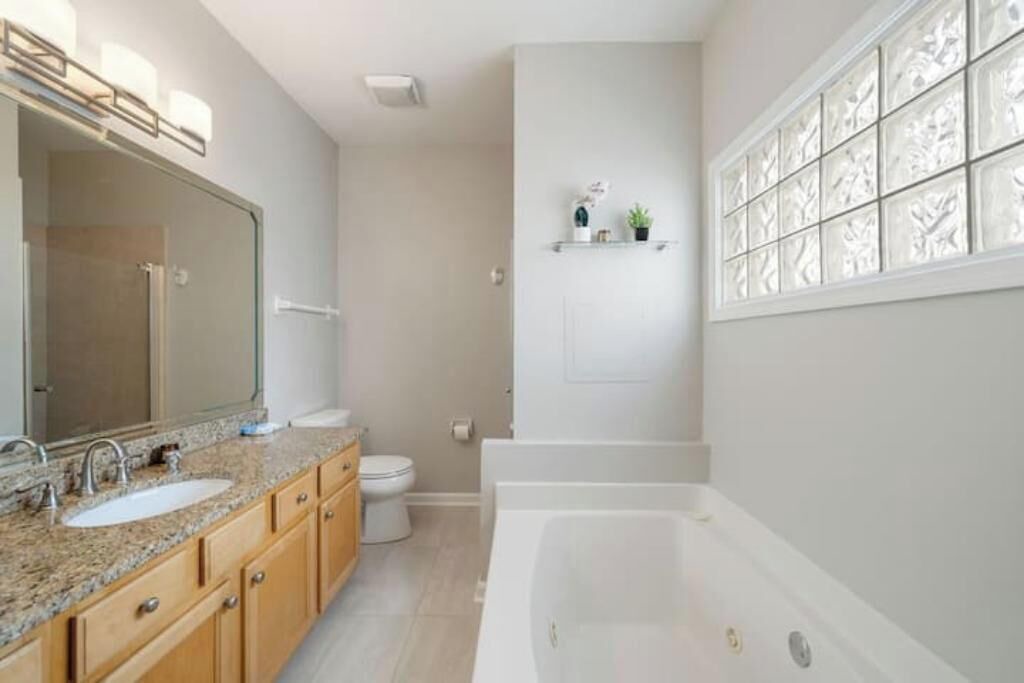 Photo of Bathroom in Old Fourth Ward