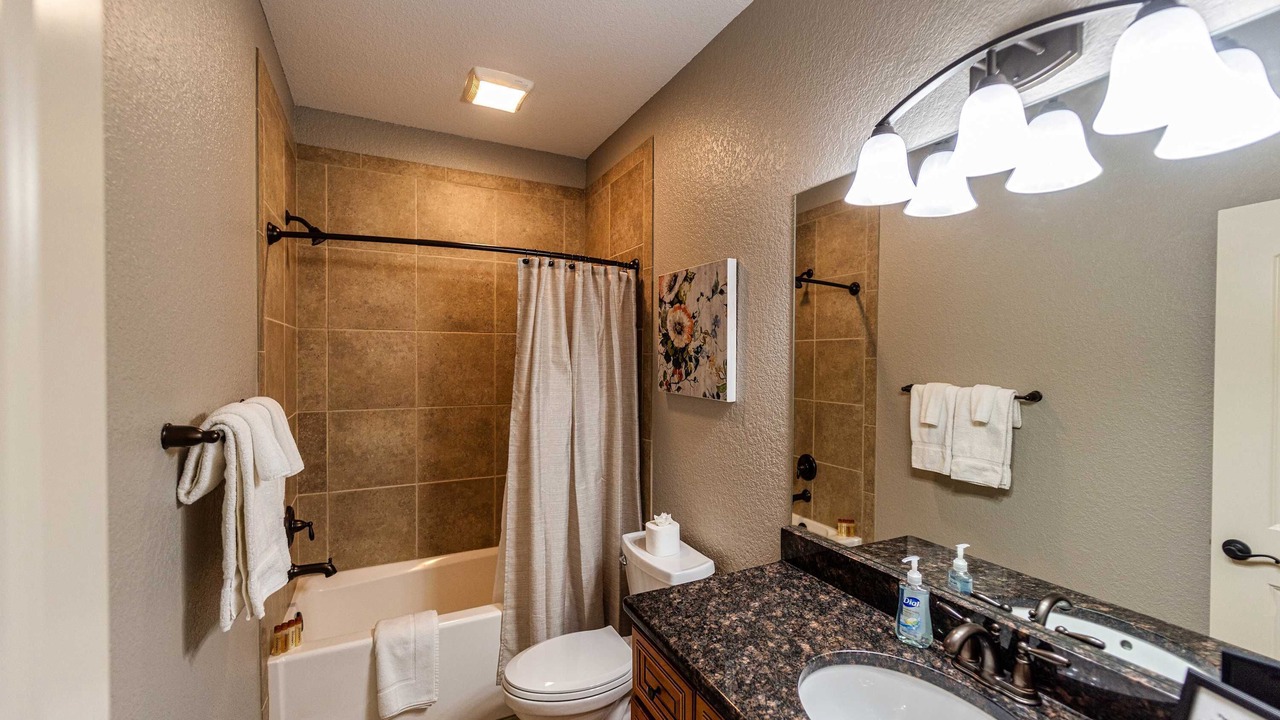 Photo of Bathroom in Camdenton