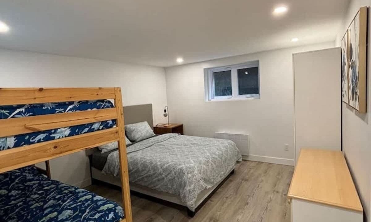 Photo of Bedroom in Cote-Des-Neiges—Notre-Dame-De-Grace