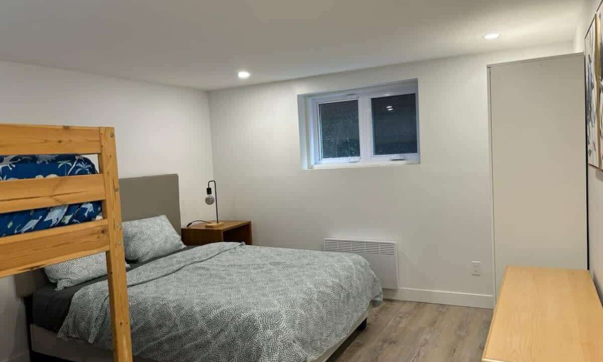 Photo of Bedroom in Cote-Des-Neiges—Notre-Dame-De-Grace