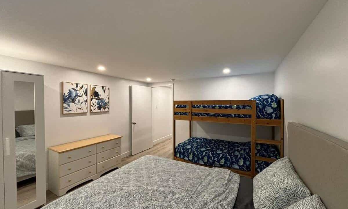 Photo of Bedroom in Cote-Des-Neiges—Notre-Dame-De-Grace