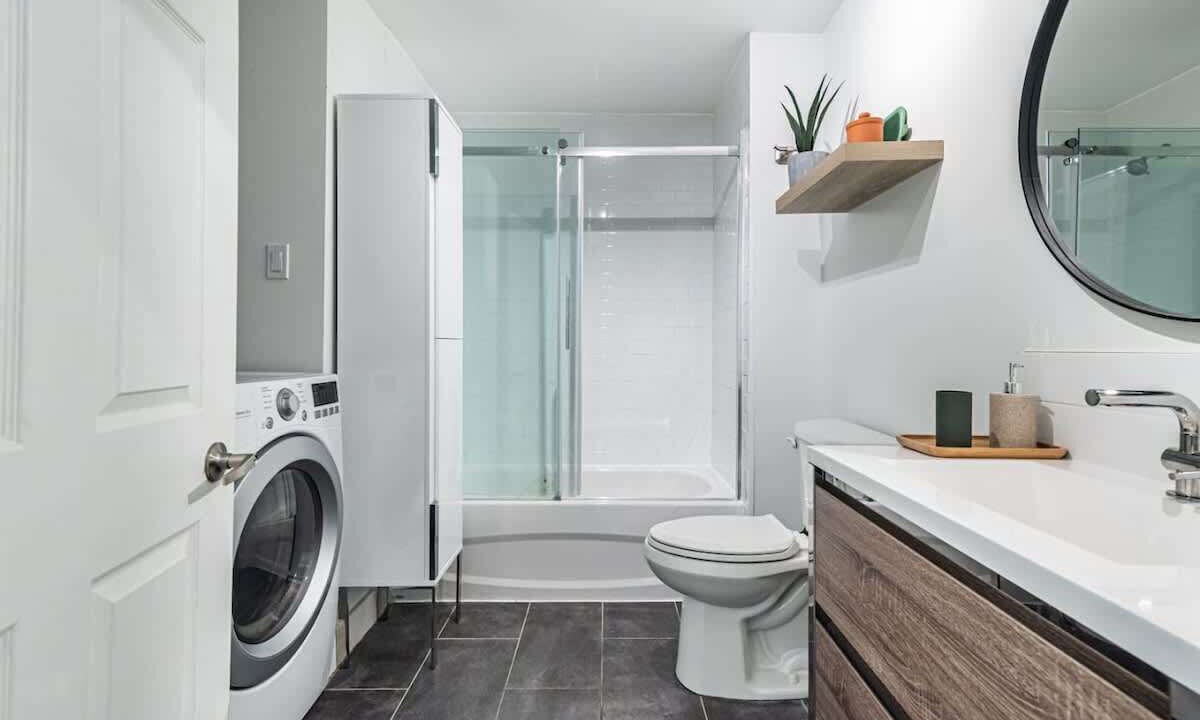 Photo of Bathroom in Mercier-Hochelaga-Maisonneuve
