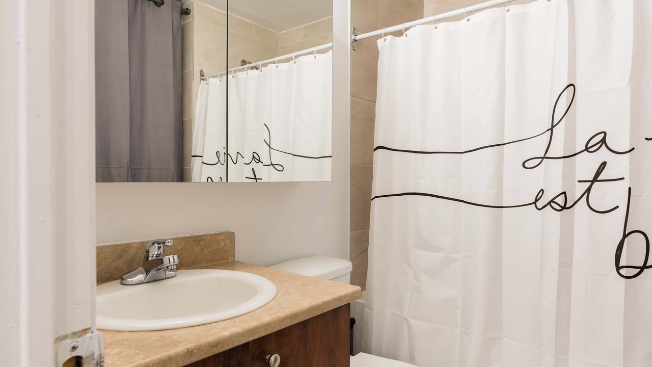 Photo of Bathroom in Hochelaga