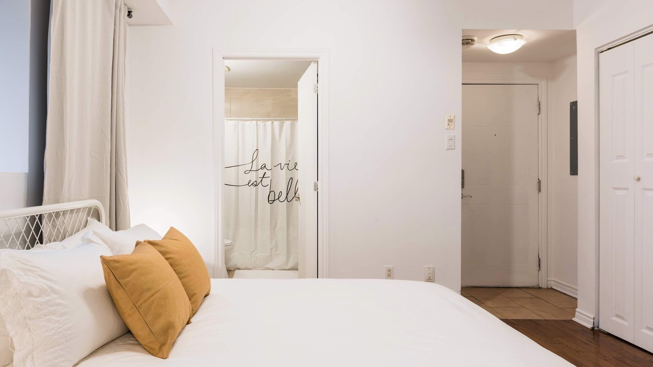Photo of Bedroom in Hochelaga