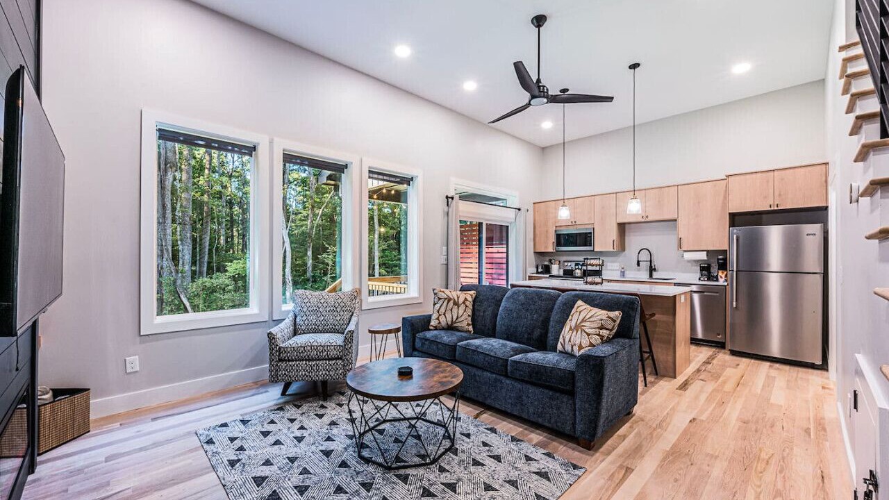 Photo of Livingroom in Scottsville