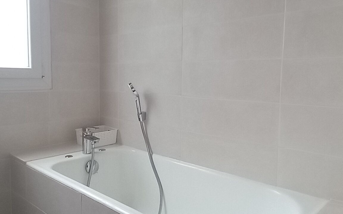 Photo of Bathroom in Sainte-Eulalie