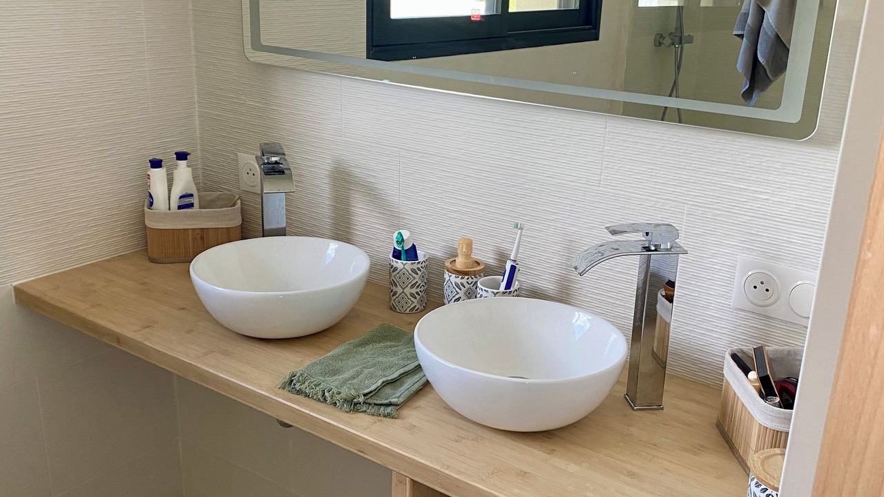 Photo of Bathroom in Saint-Jean-le-Thomas