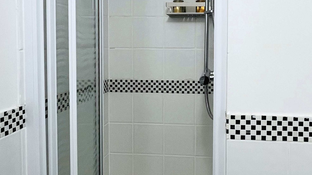 Photo of Bathroom in Vincent Square