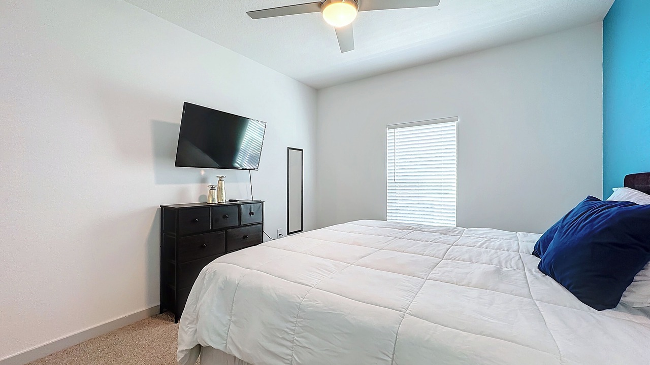 Photo of Bedroom in Lake Buena Vista