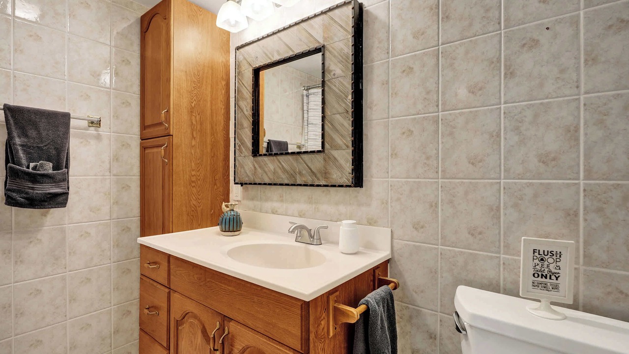 Photo of Bathroom in Santa Barbara Estates