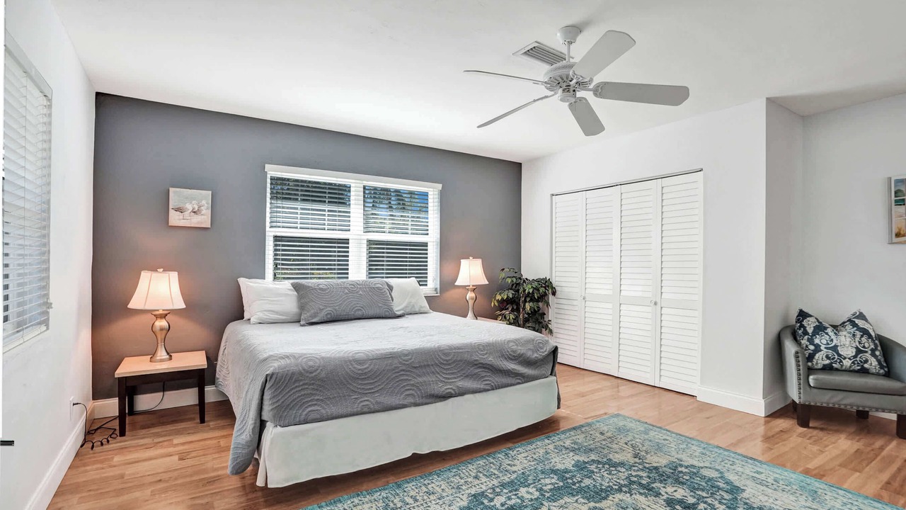 Photo of Bedroom in Santa Barbara Estates