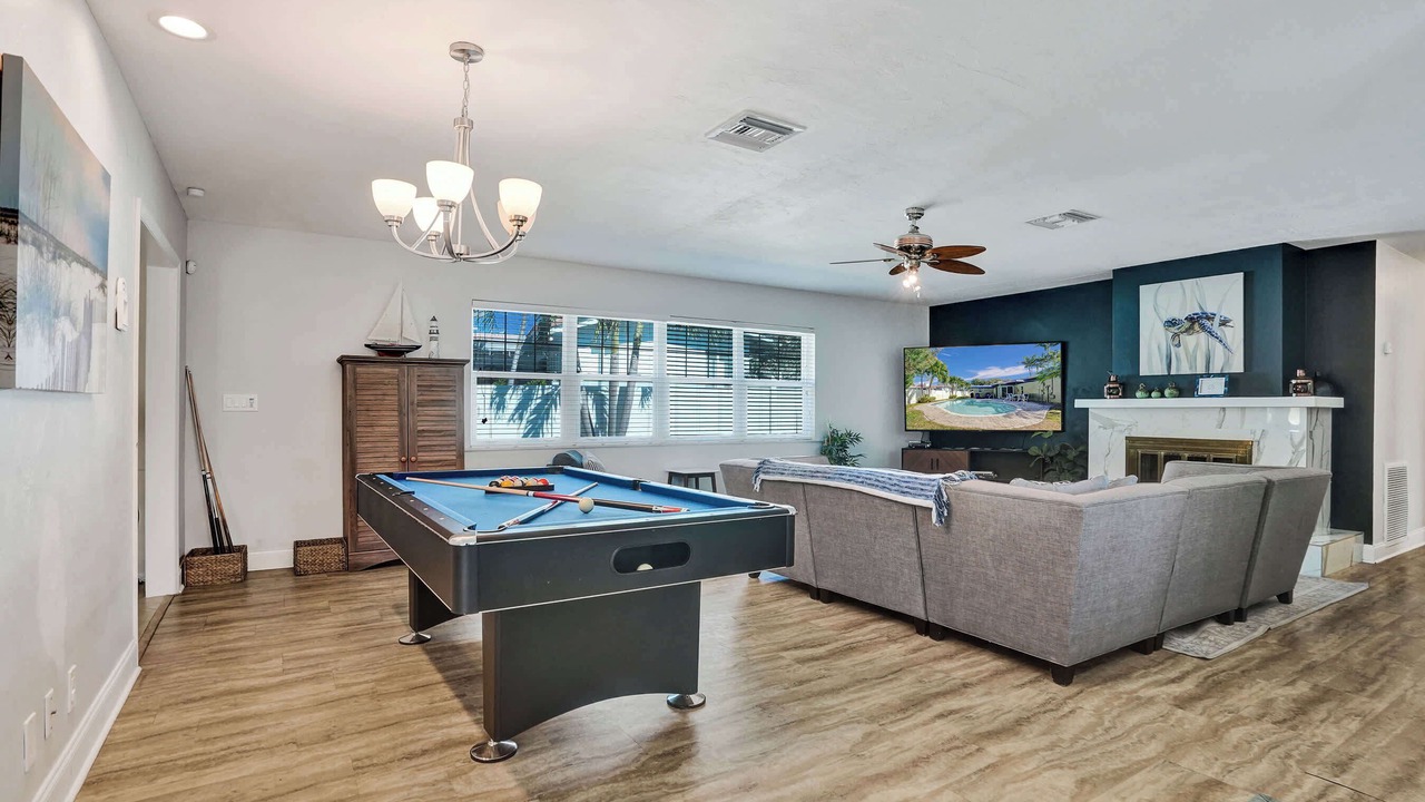 Photo of Bedroom in Santa Barbara Estates
