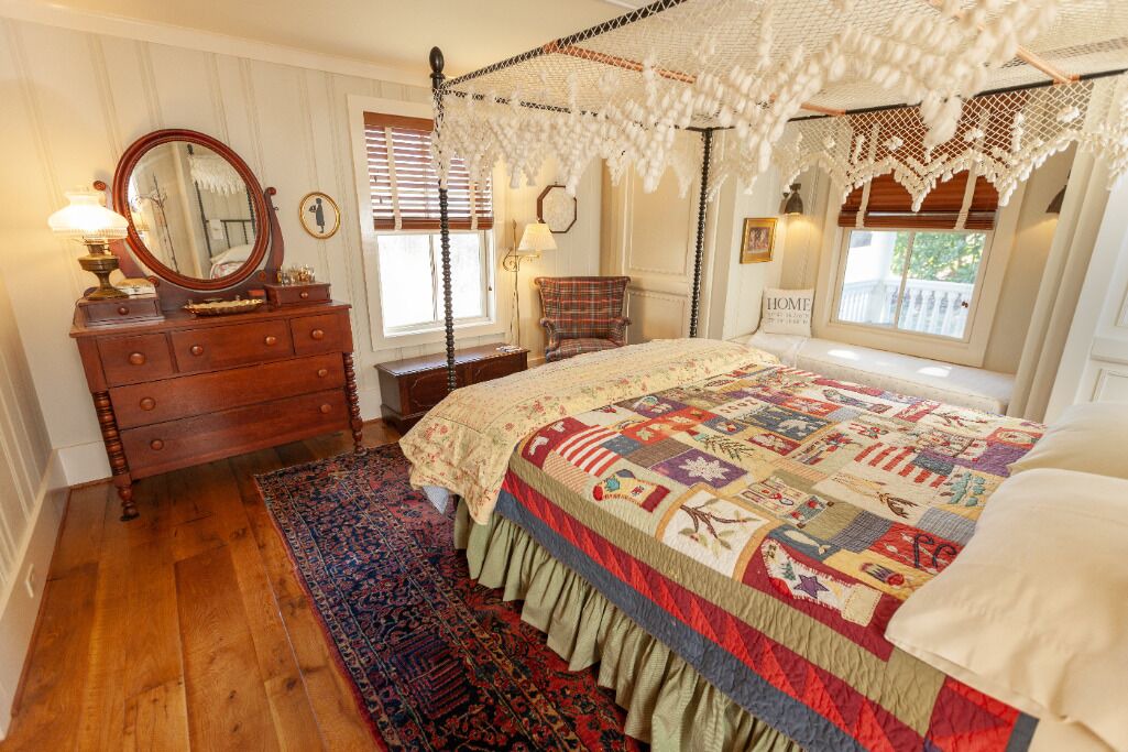 Photo of Bathroom in Roseland
