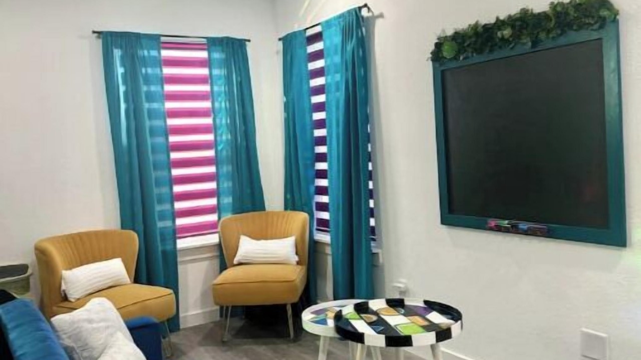 Photo of Livingroom in Northeast Houston