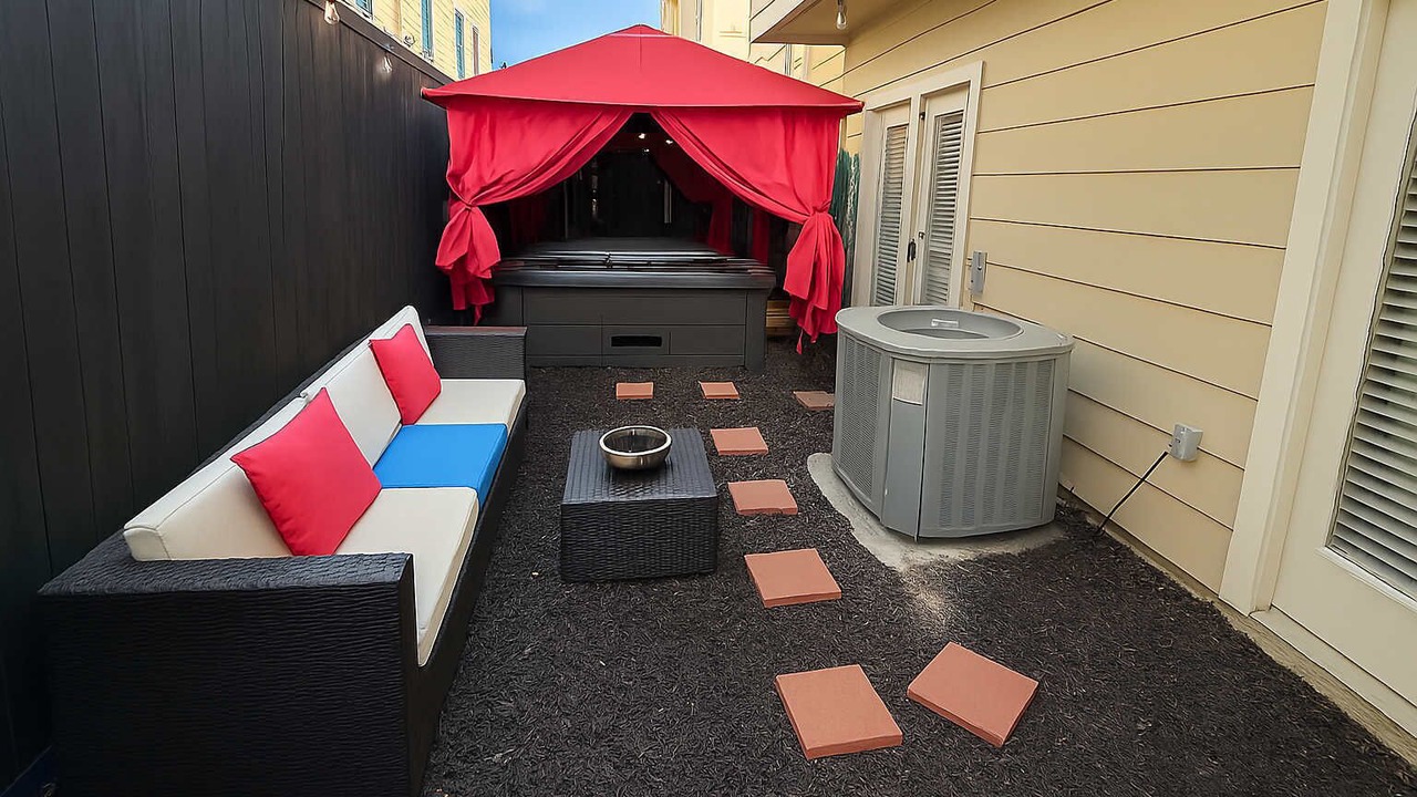 Photo of Patio Balcony in Woodlake - Briar Meadow