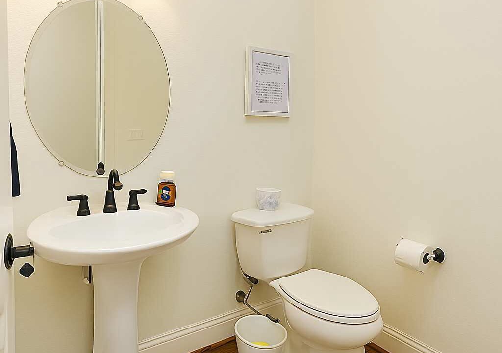 Photo of Bathroom in Woodlake - Briar Meadow