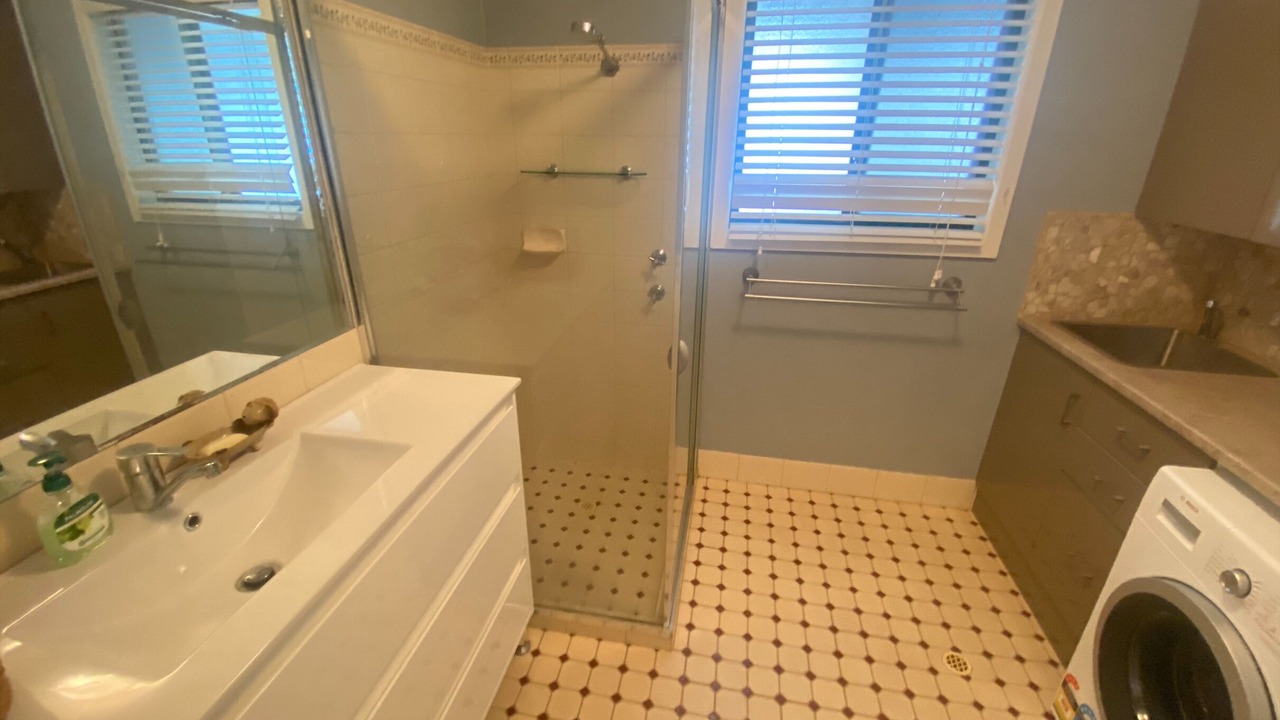 Photo of Bathroom in Para Wurlie