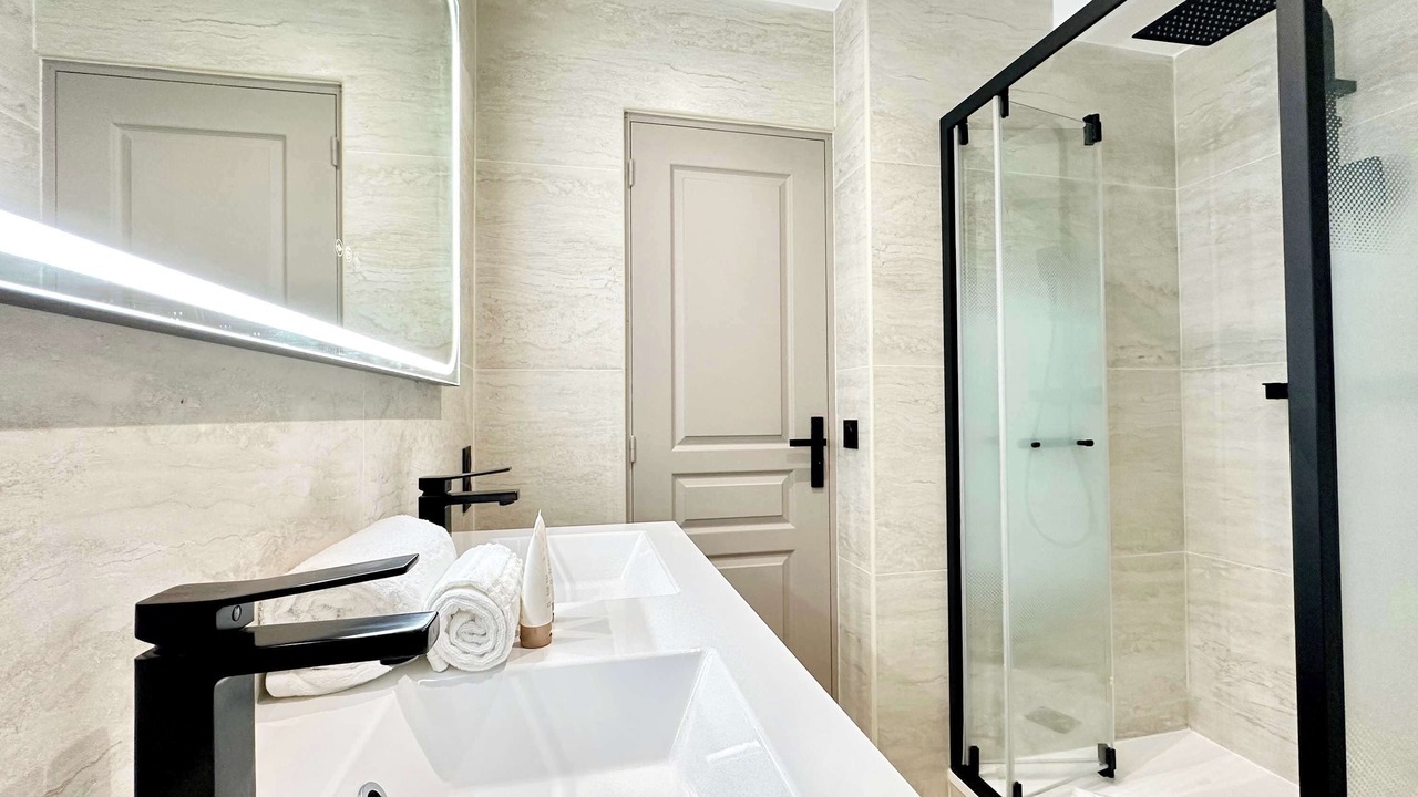 Photo of Bathroom in Saint-Vincent-de-Paul