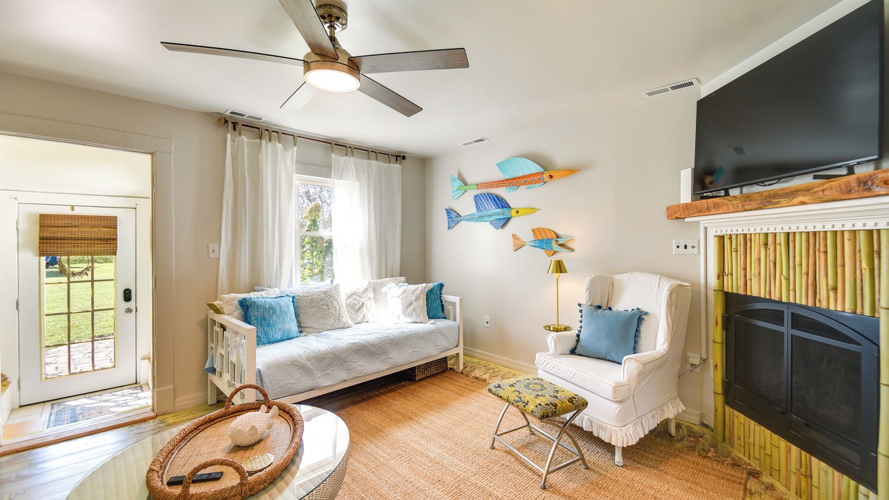 Photo of Livingroom in Cape Charles