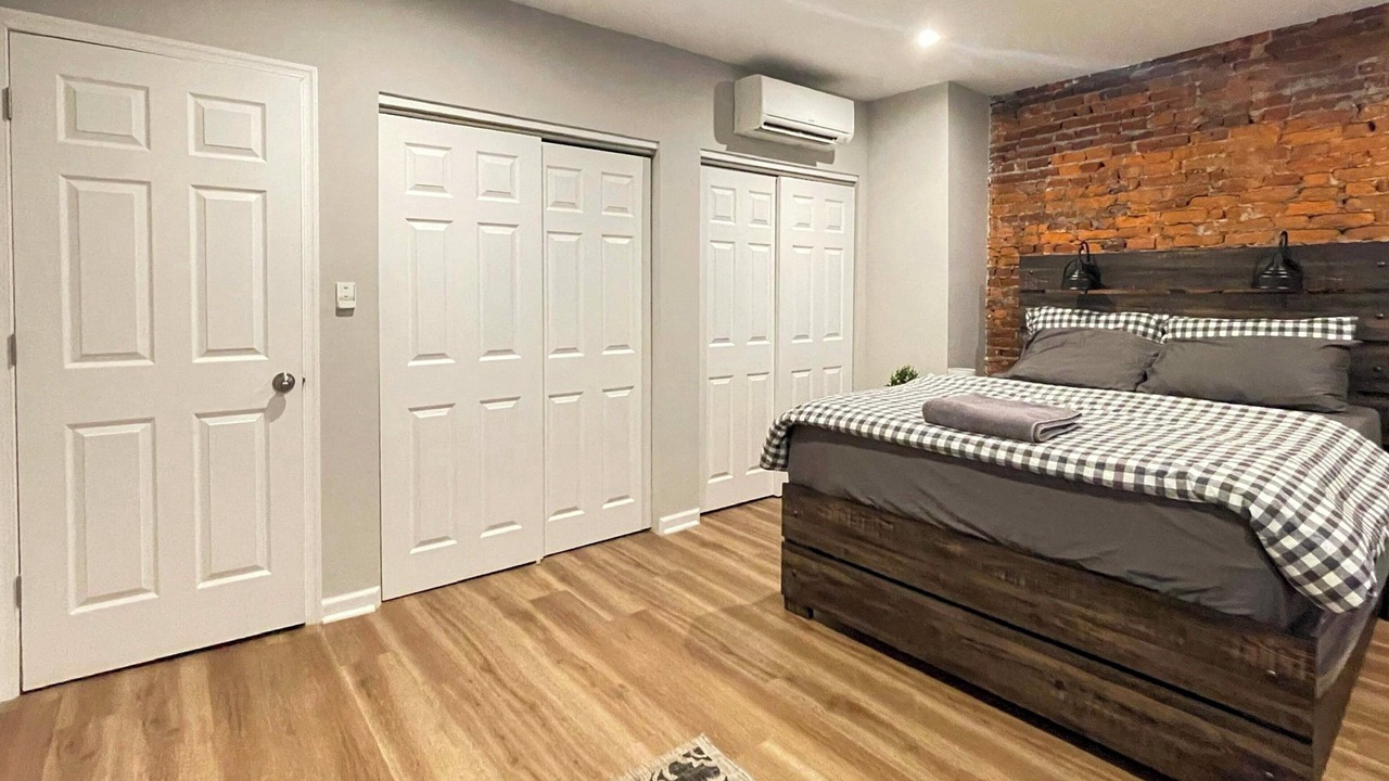 Photo of Bedroom in Fairmount