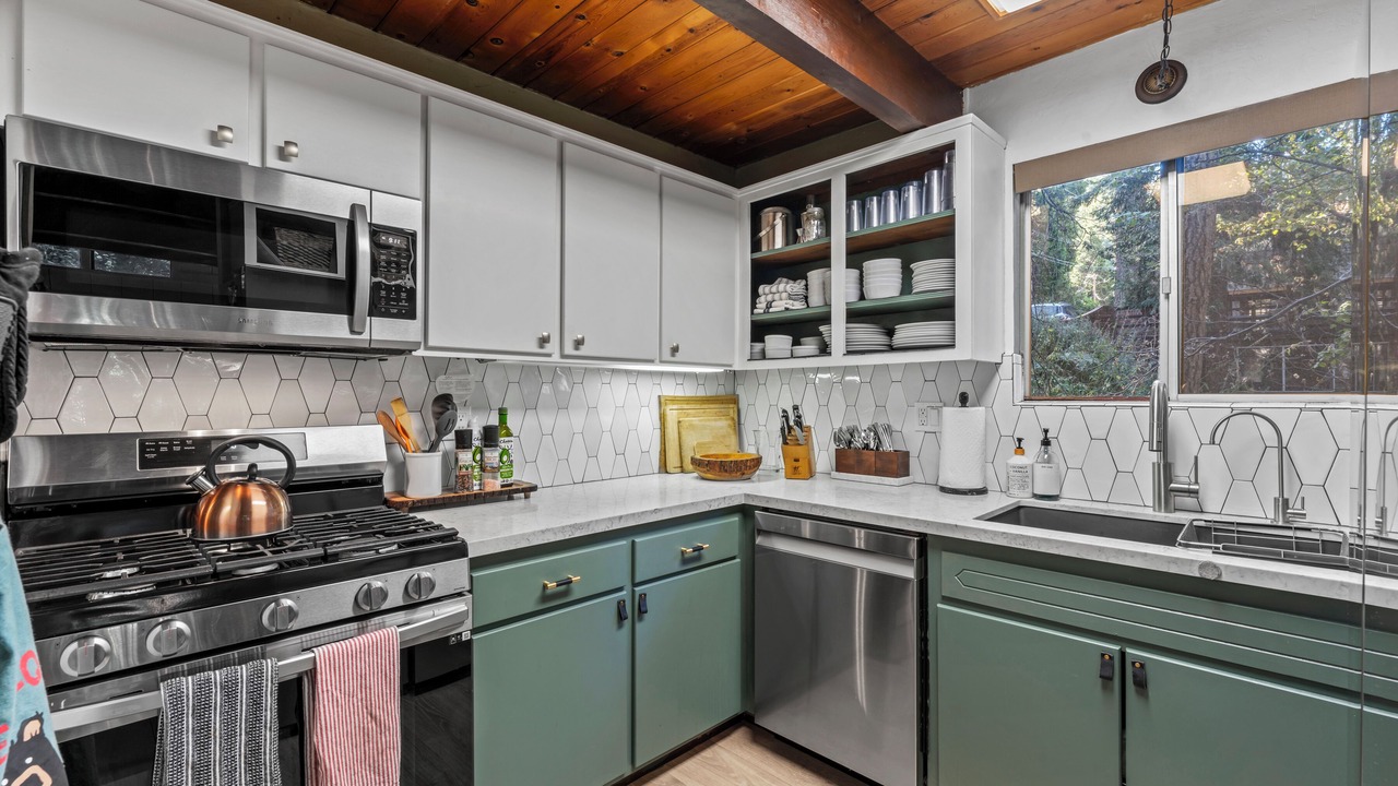 Photo of Kitchen in Arrowhead Villas