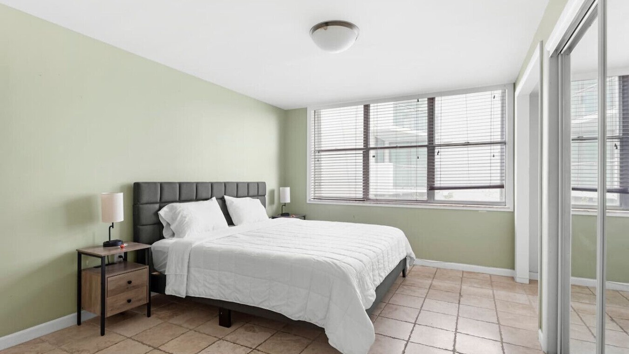 Photo of Bedroom in Bay Harbor Islands