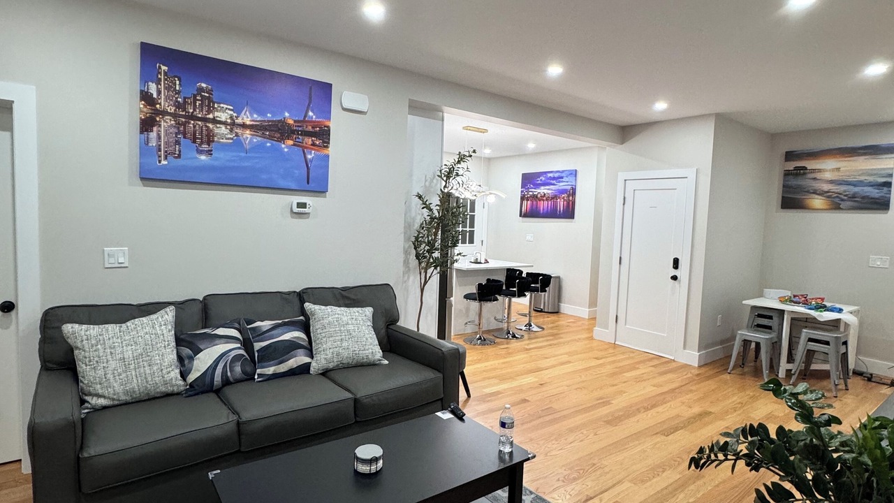 Photo of Livingroom in Norwood