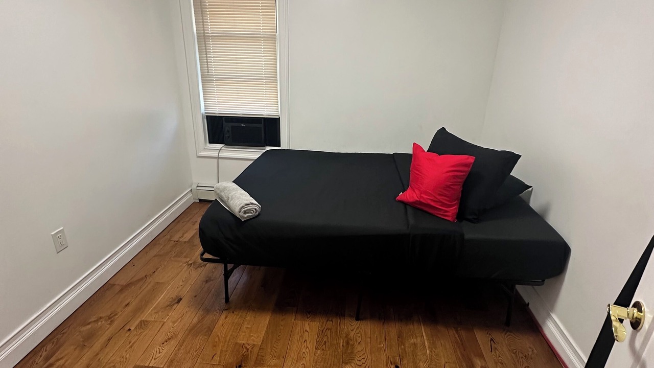 Photo of Bedroom in Queens