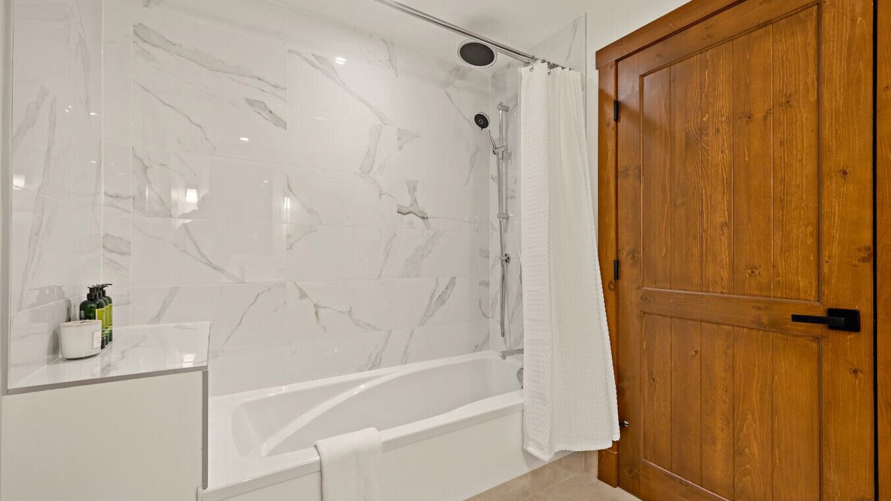 Photo of Bathroom in Versant Soleil