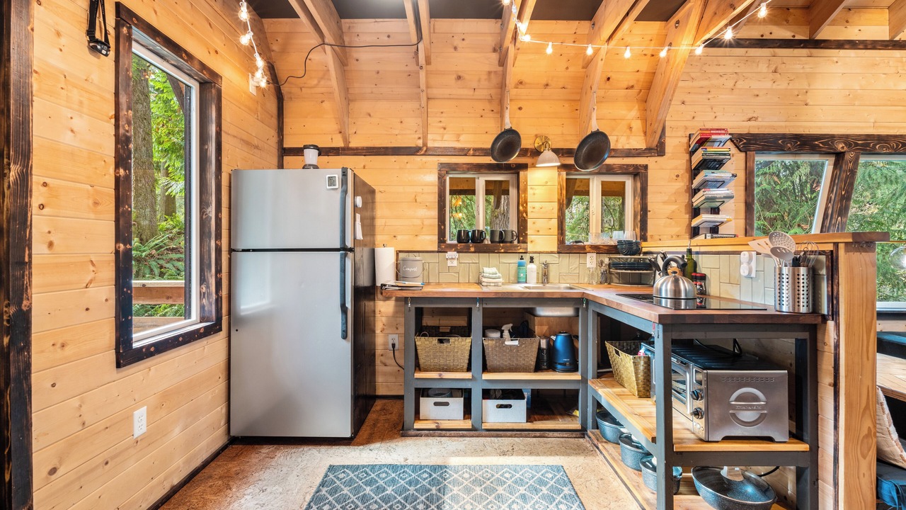 Photo of Kitchen in Gold Bar