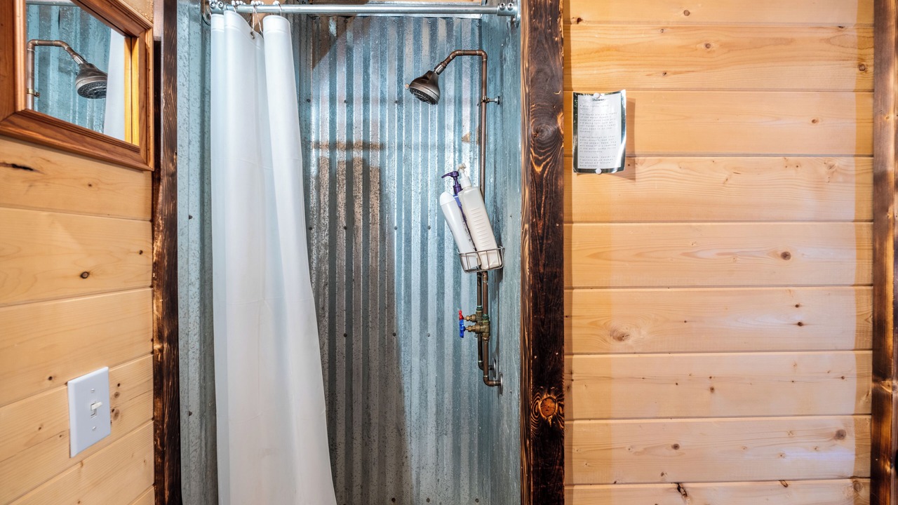 Photo of Bathroom in Gold Bar