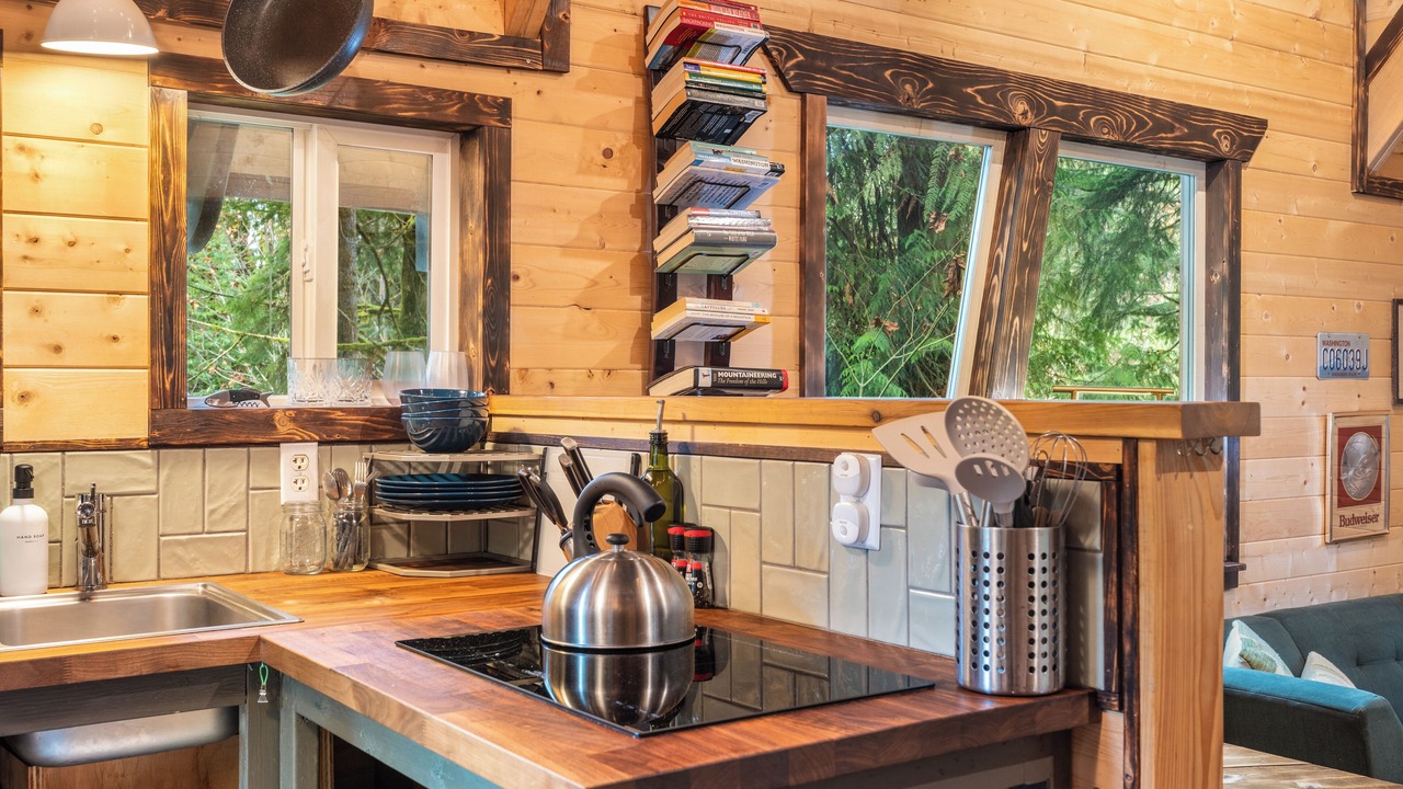 Photo of Kitchen in Gold Bar