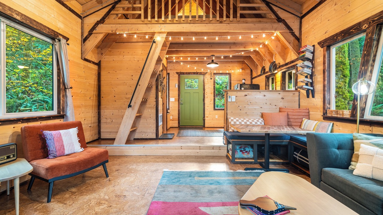 Photo of Others in Gold Bar