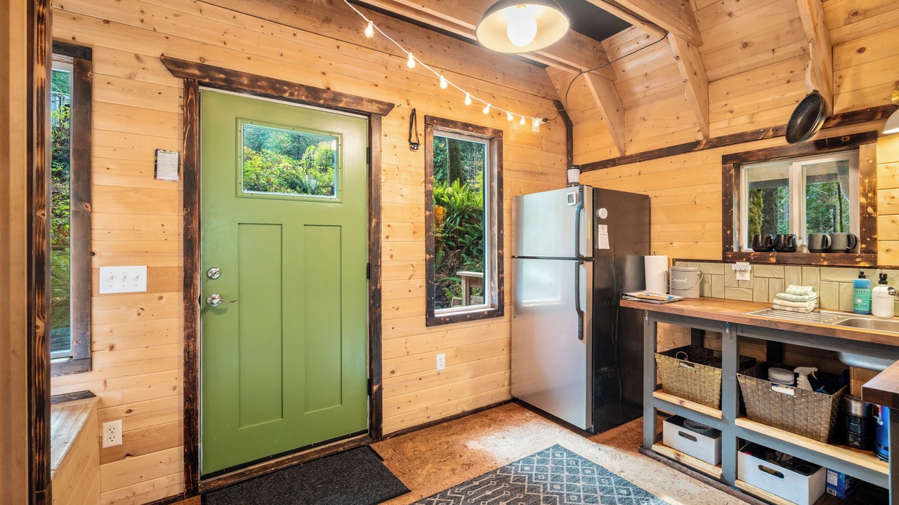 Photo of Kitchen in Gold Bar