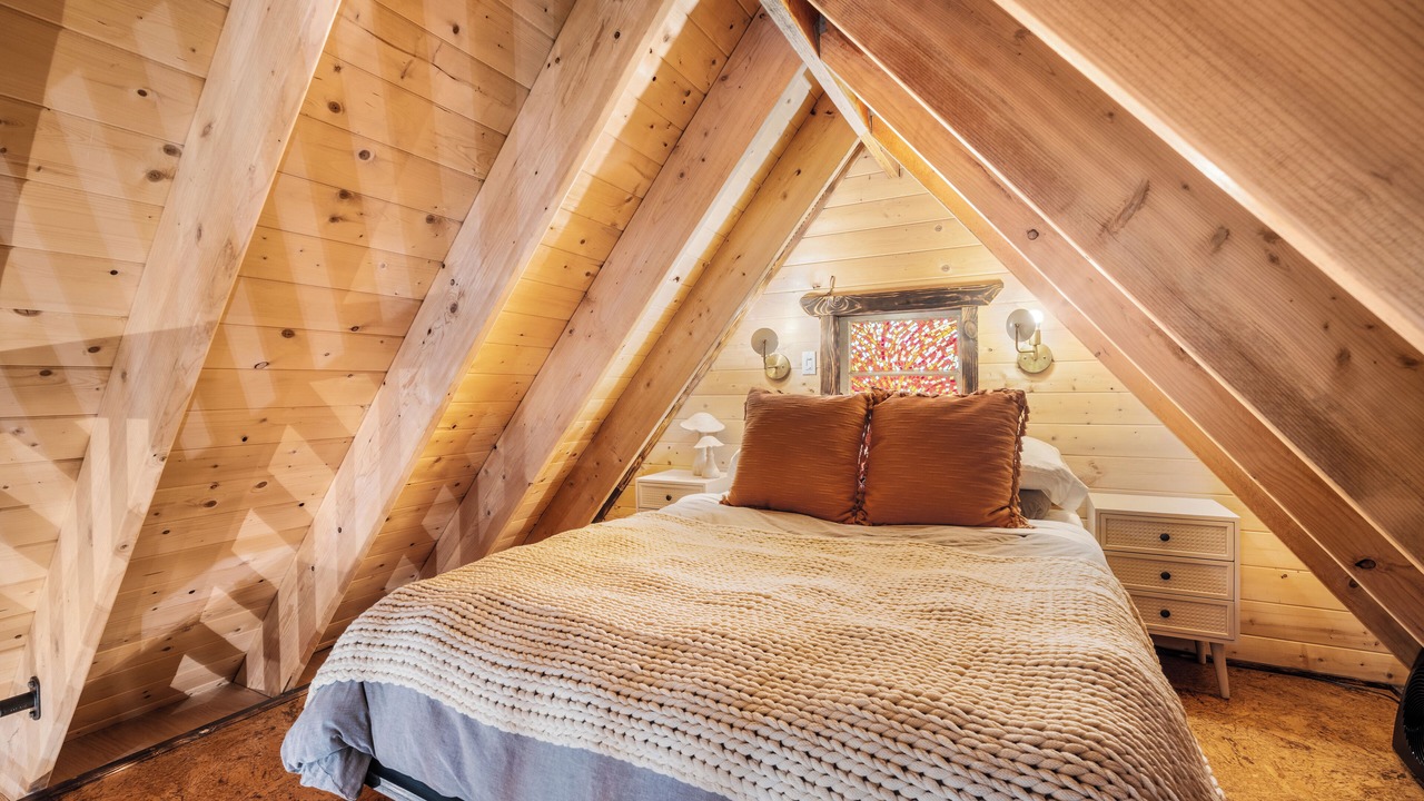 Photo of Bedroom in Gold Bar