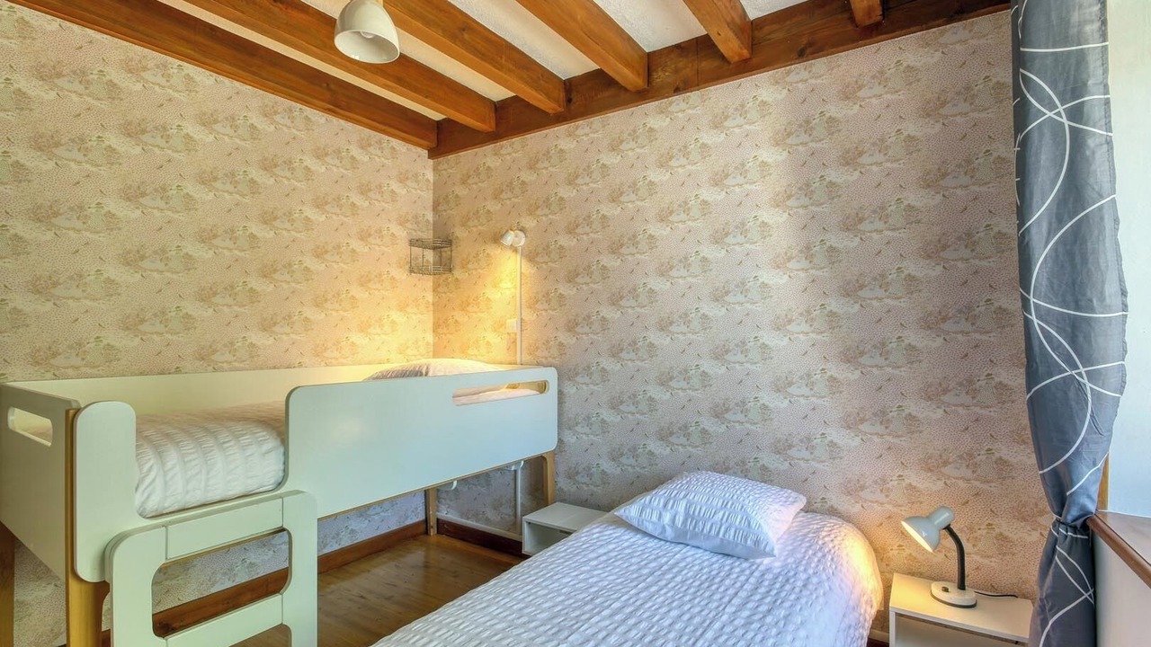 Photo of Bedroom in Villeneuve-dʼAllier