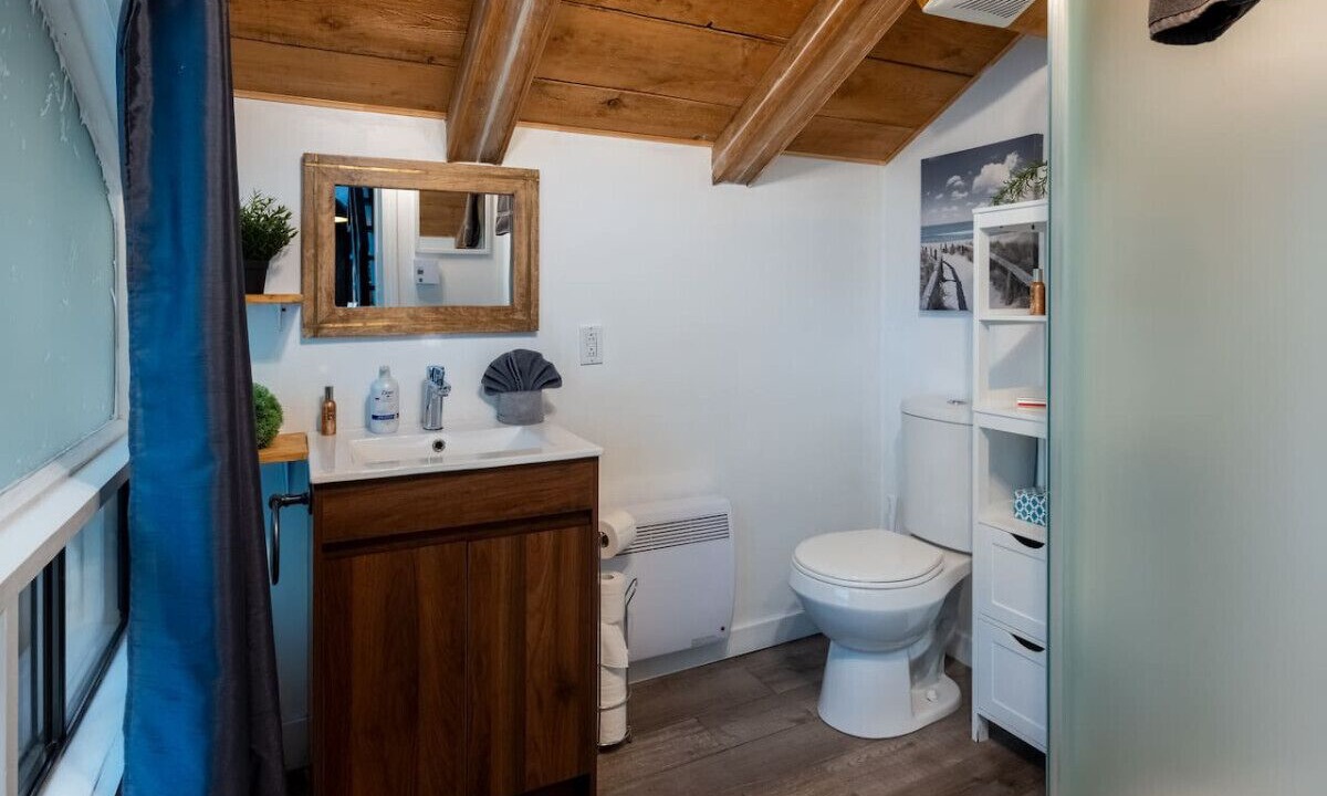 Photo of Bathroom in Sainte-Lucie-des-Laurentides
